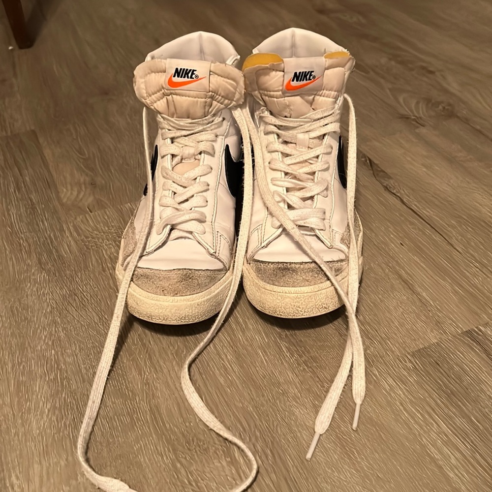 Nike Blazer Mid ‘77
